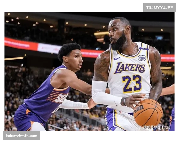 湖人季前赛收官赛暴露进攻稳定性问题 里夫斯手感冰凉表现低迷